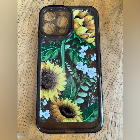 iPhone pro max case sunflowers - Picture 2 of 3